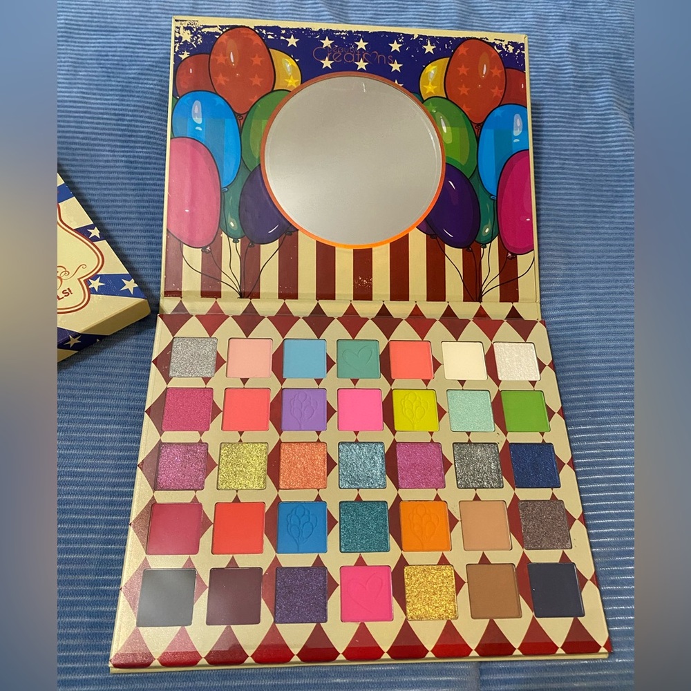 🤹🏽‍♀️#2 Remi Circus Clown palette by Beauty Creations